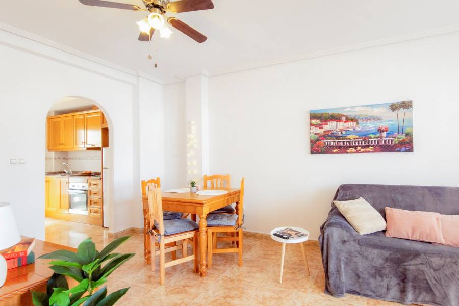 Re-sale - Apartment - Los Altos