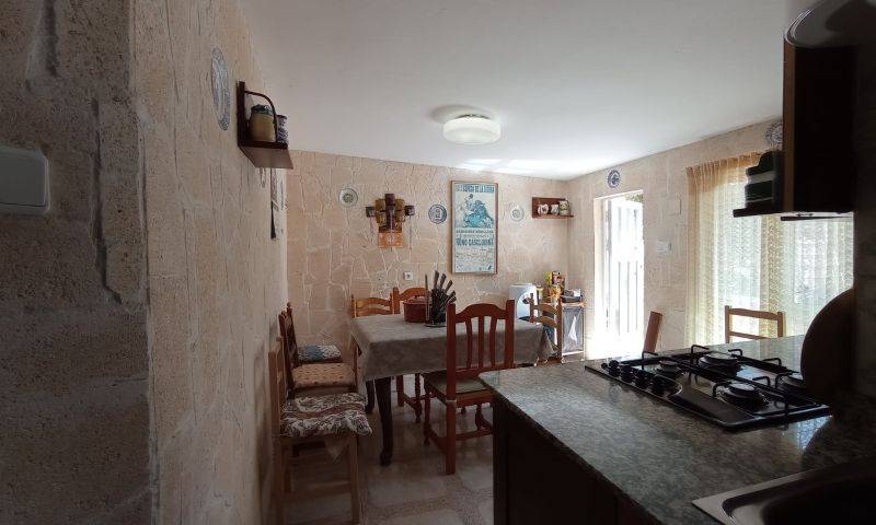 Re-sale - Cave house - Hondon De Las Nieves