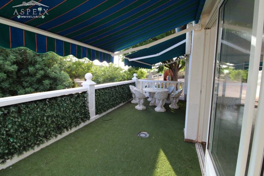 Re-sale - Country house - Monforte Del Cid