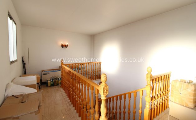 Obra nueva - Business - Jacarilla