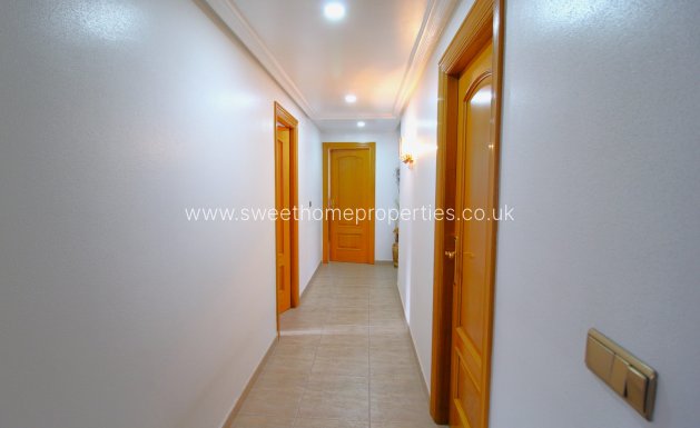 Obra nueva - Business - Jacarilla