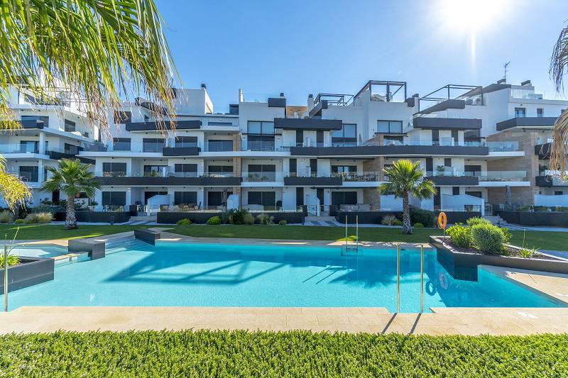 Re-sale - Apartment - Villamartin
