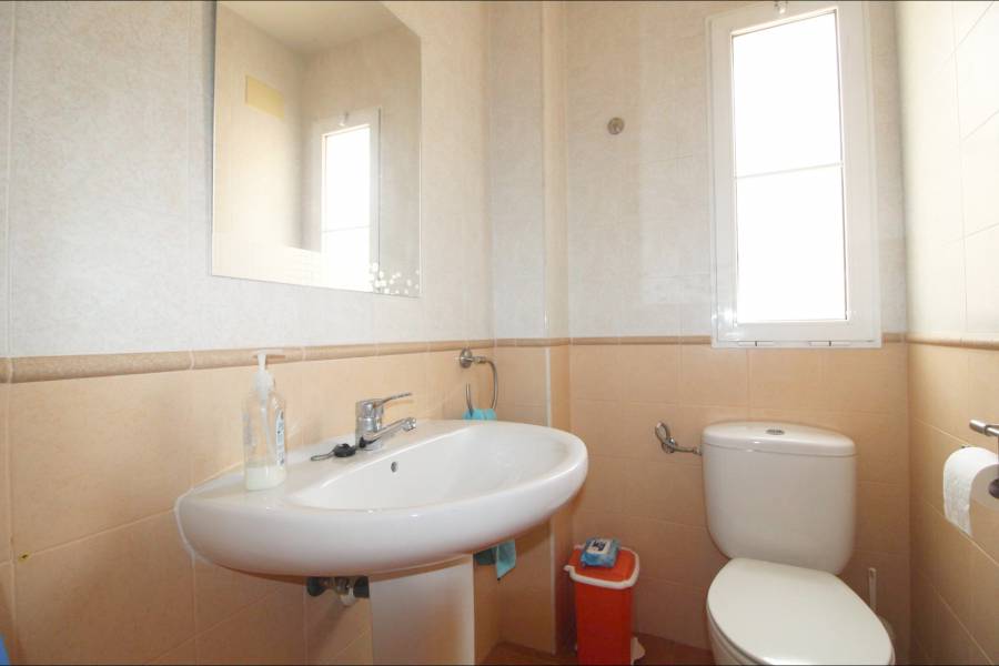Re-sale - Villa - Aspe