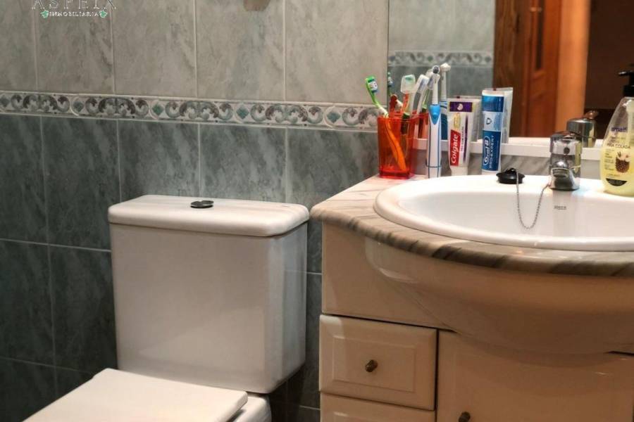 Re-sale - Flat - Elche