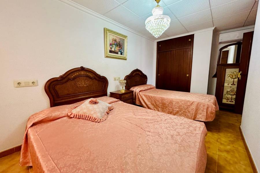 Venta - Apartamento - Santa Pola