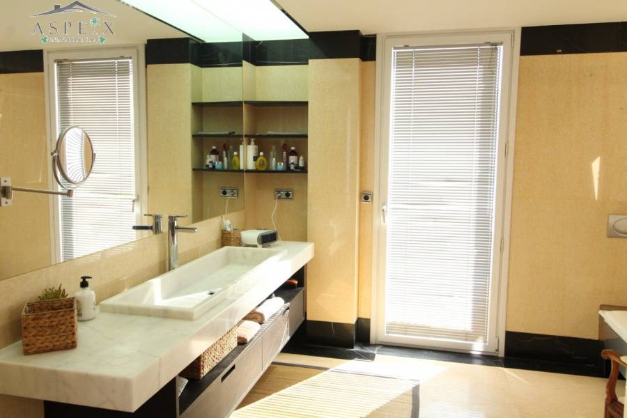 Re-sale - Villa - San Juan Alicante - Nacional 322