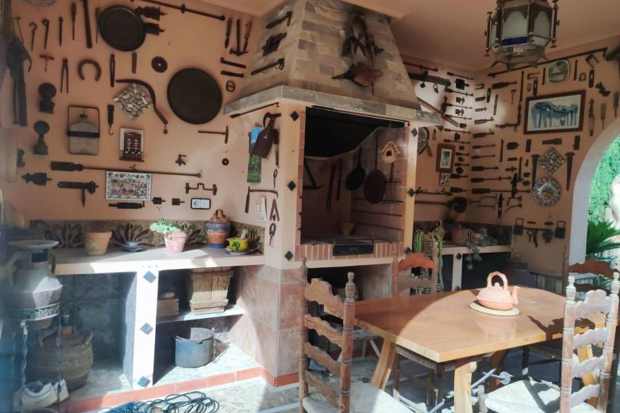 Re-sale - Country house - Novelda - CAMPET