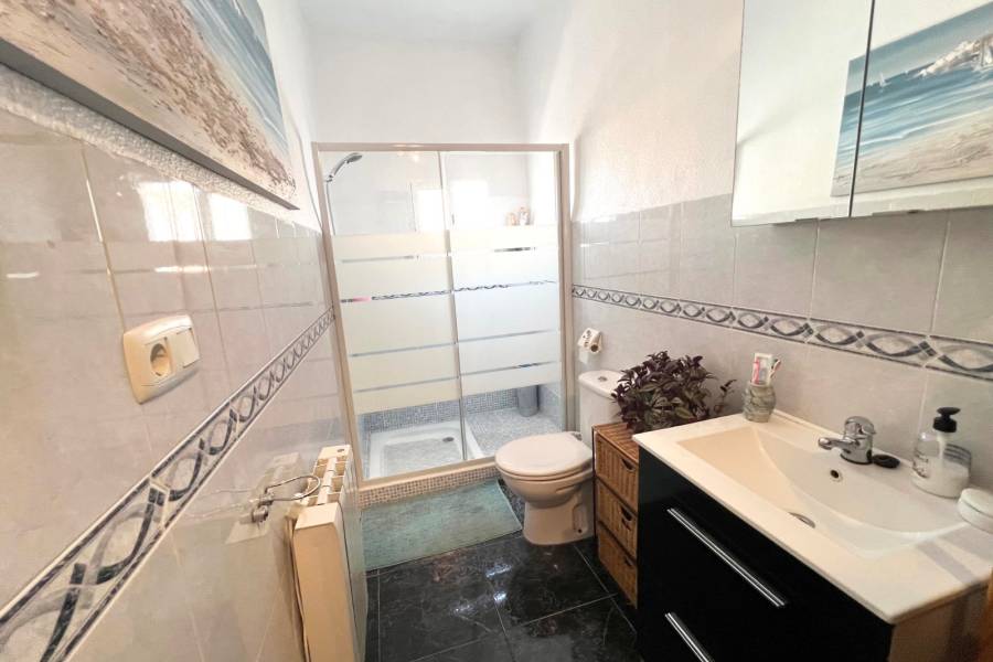 Re-sale - Country house - Hondon De Los Frailes
