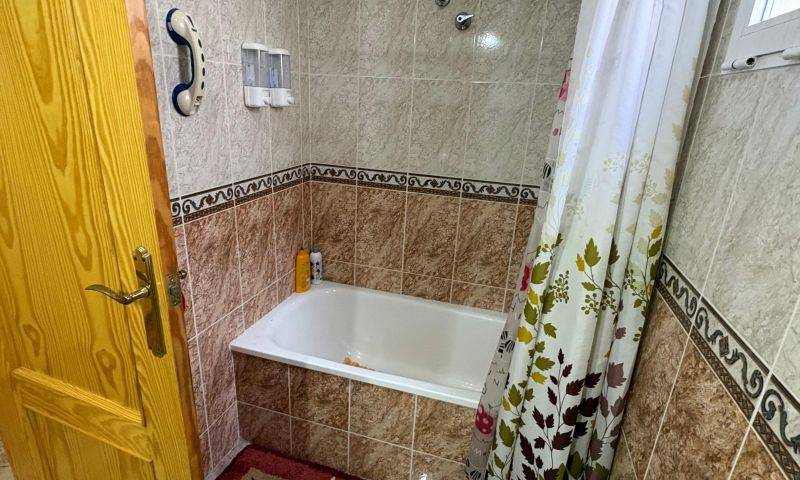 Re-sale - Apartment - Torrevieja