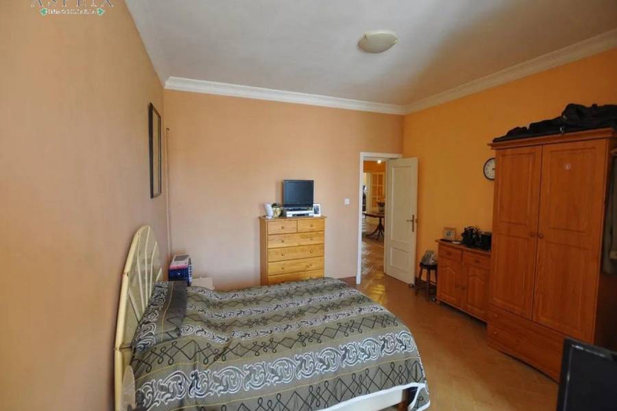 Re-sale - Country house - Pinoso