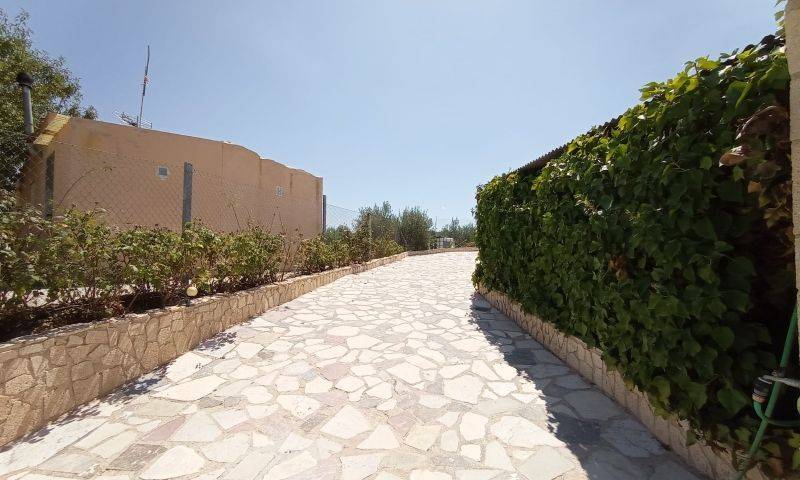 Re-sale - Cave house - Hondon De Las Nieves