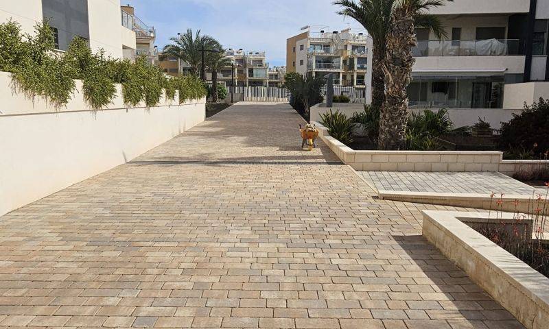 Re-sale - Apartment - Villamartin
