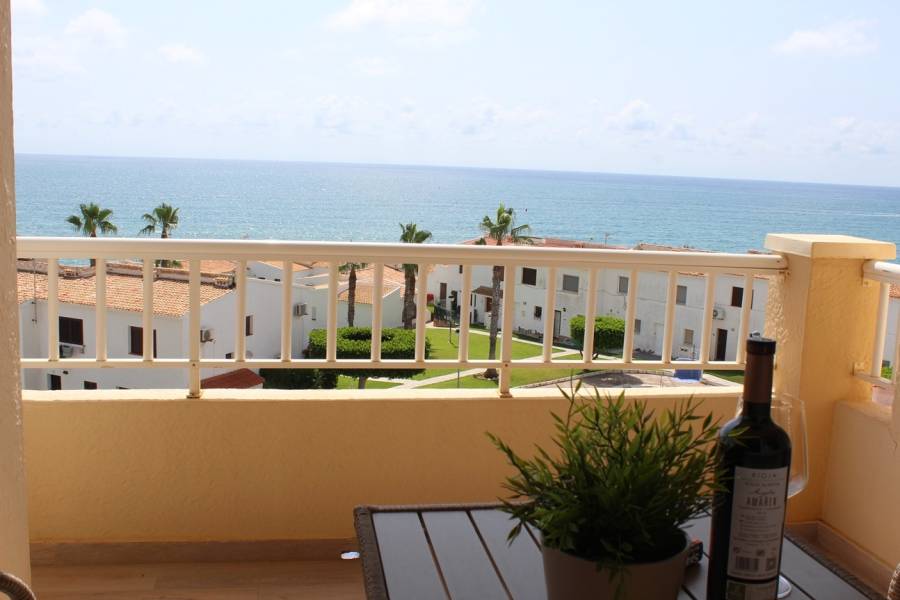 Re-sale - Apartment - Playa Flamenca - Alicante