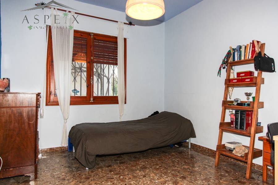 Venta - Chalet - Elche  - BUENOS AIRES