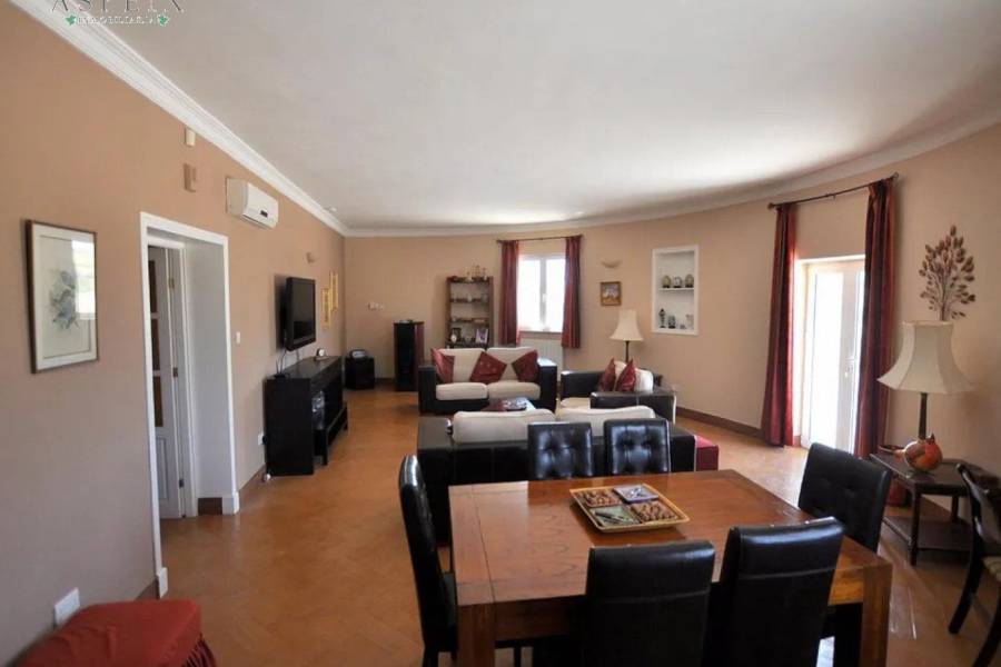 Re-sale - Country house - Pinoso