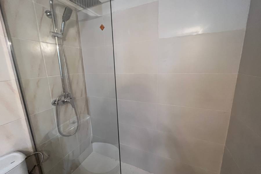 Venta - Townhouse - Hondon De Los Frailes