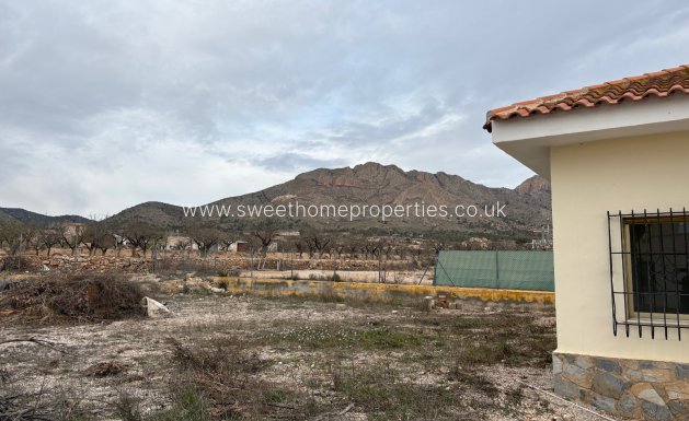 Resale - Country house - Macisvenda