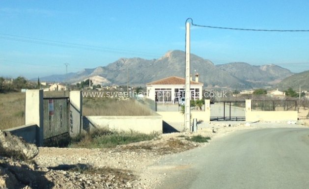 Herverkoop - Plot - Hondon De Los Frailes