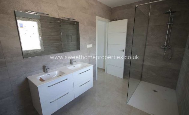 Obra nueva - Casa de campo - Pinoso