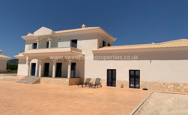 New Build - Country house - Pinoso