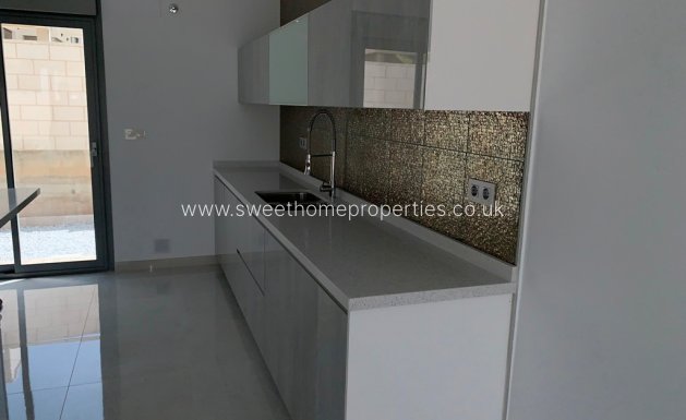 Obra nueva - Chalet - Pinoso