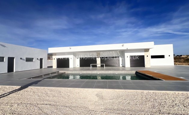 New Build - Country house - La Romana