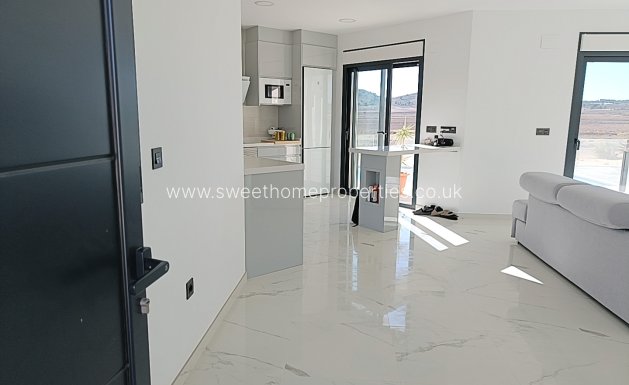 Obra nueva - Chalet - Pinoso