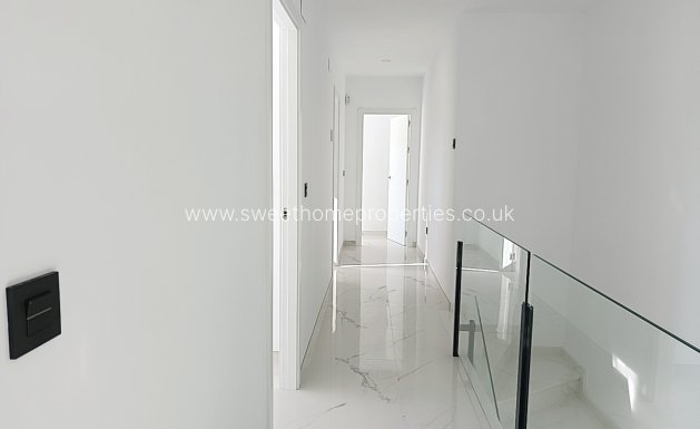 Obra nueva - Chalet - Pinoso