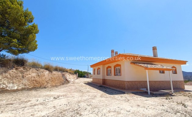 Herverkoop - Country house - Macisvenda