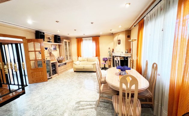 Reventa - Chalet - La Romana