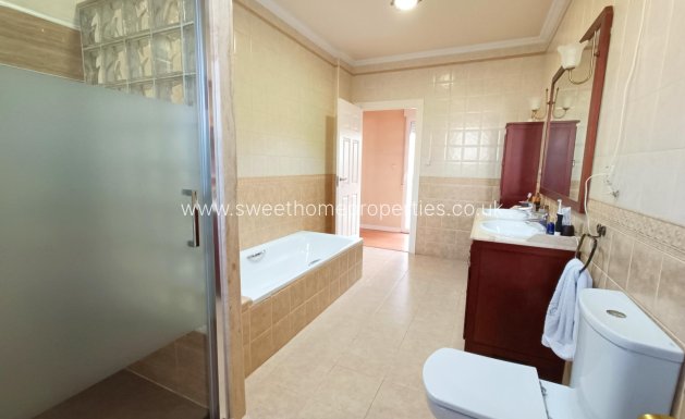 Herverkoop - Villa - Hondon De Los Frailes