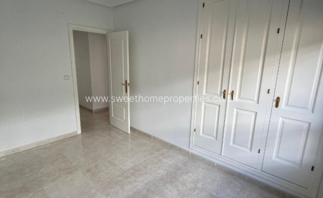 Resale - Apartment - Villamartin - Campoamor golf resort