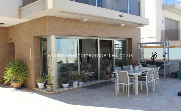 Resale - Villa - San Miguel de Salinas