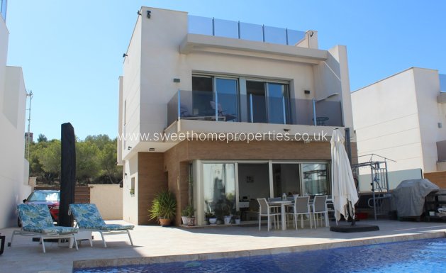 Resale - Villa - San Miguel de Salinas
