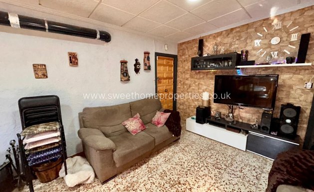 Resale - Country house - Hondon De Las Nieves - SOLANA