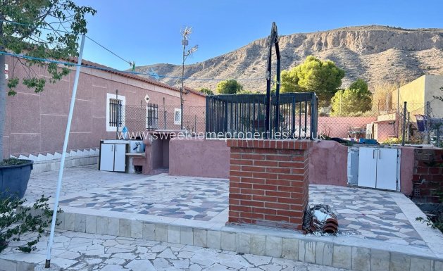 Resale - Country house - Hondon De Las Nieves - SOLANA