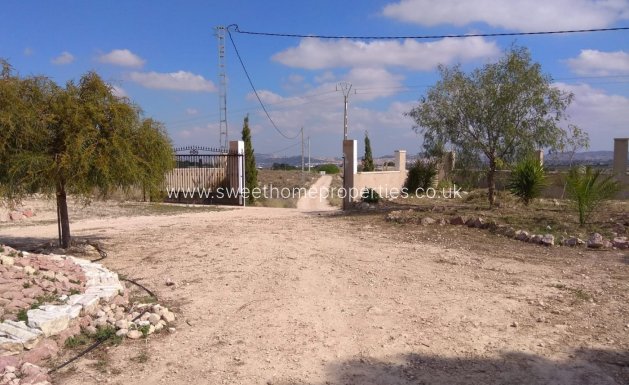 Resale - Country house - Novelda - BETIES