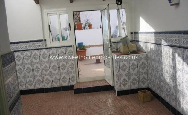 Resale - Town house - Pinoso - CHIRNOLET