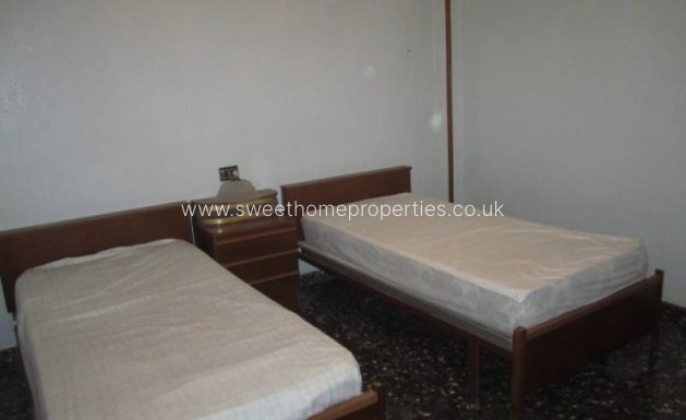 Resale - Town house - Hondon De Las Nieves - CENTRO