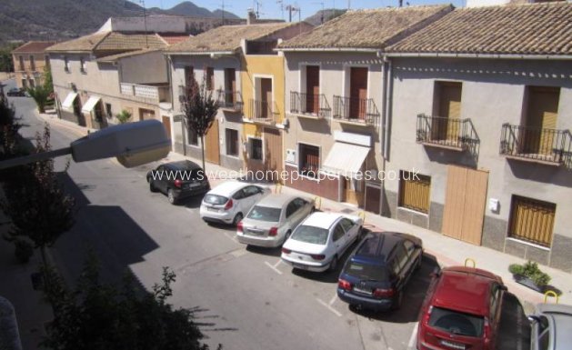 Resale - Town house - Hondon De Las Nieves - CENTRO