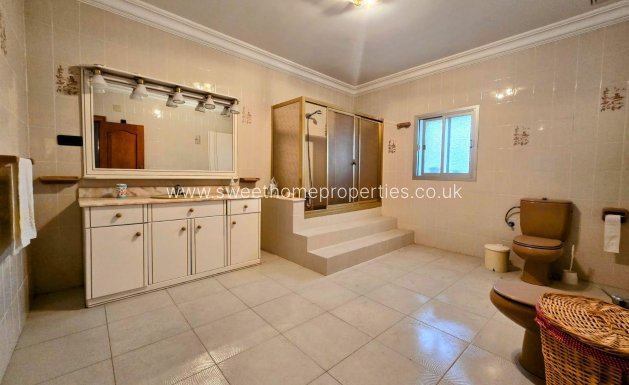 Resale - Country house - Aspe