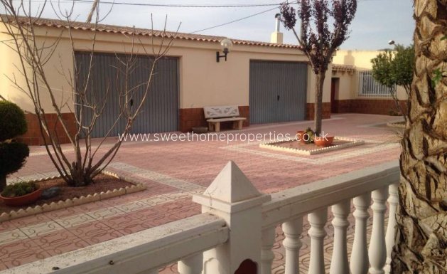 Resale - Villa - Sax - Paraje Carruz