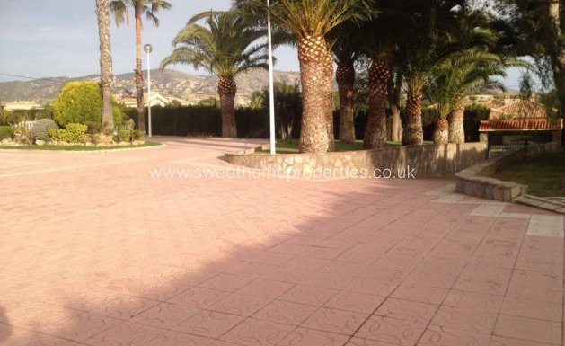 Resale - Villa - Sax - Paraje Carruz