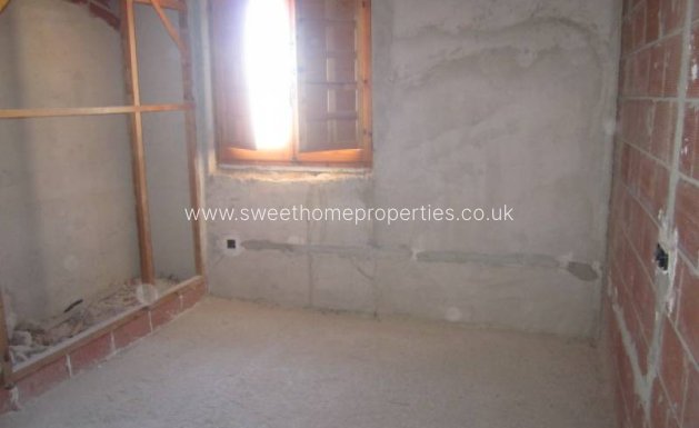 Resale - Country house - Salinas