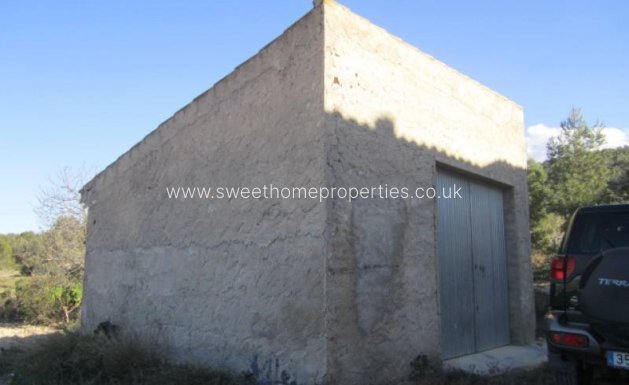 Resale - Country house - Salinas