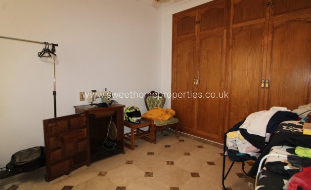 Resale - Apartment - Novelda - CENTRO