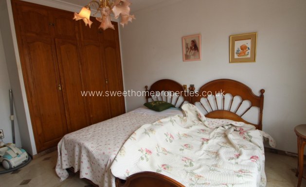 Resale - Apartment - Novelda - CENTRO