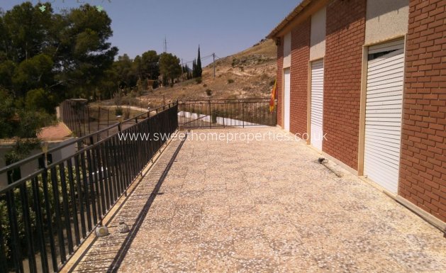 Resale - Country house - Aspe pedanias - Horna