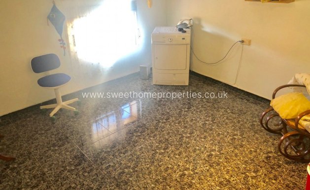 Resale - Town house - Algueña - ALGEÑA