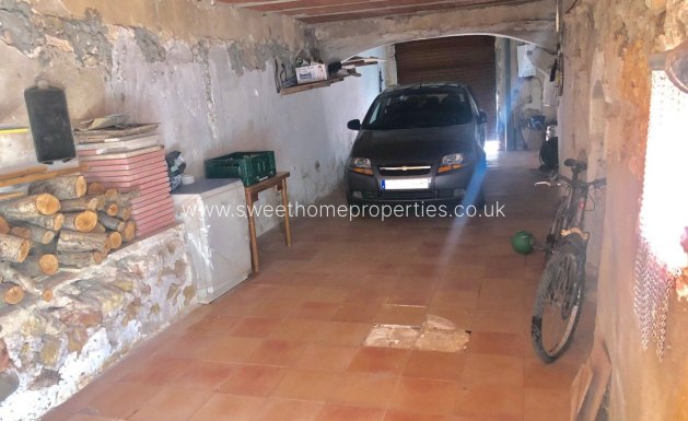 Resale - Town house - Algueña - ALGEÑA